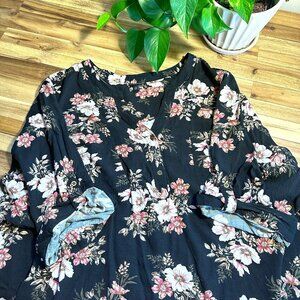 Torrid Size 5 Black Vintage Floral Y-neck shirt